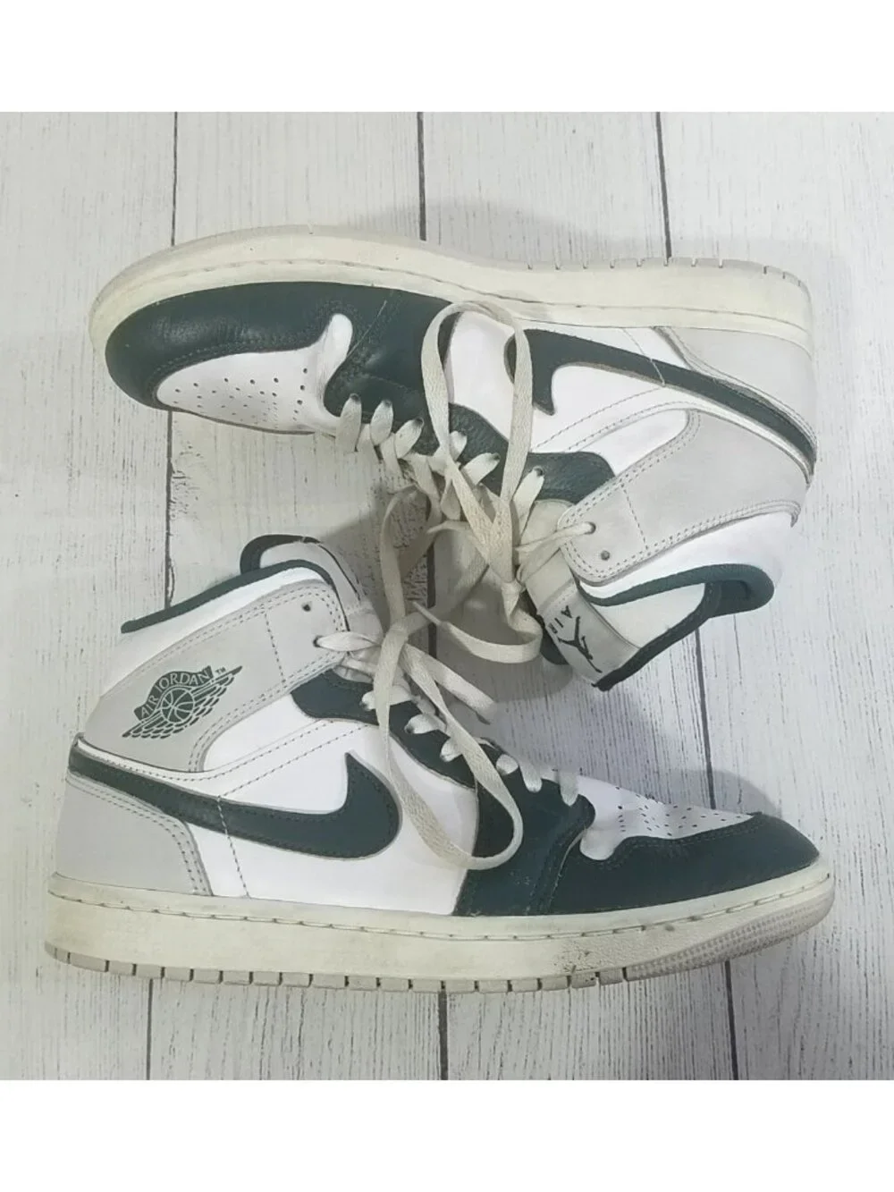 Nike Air Jordan 1 Mid SE Mens Size 8 Oxidized Green White Sail FQ7720-103